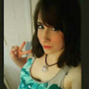 Meet your Posher, Alyza